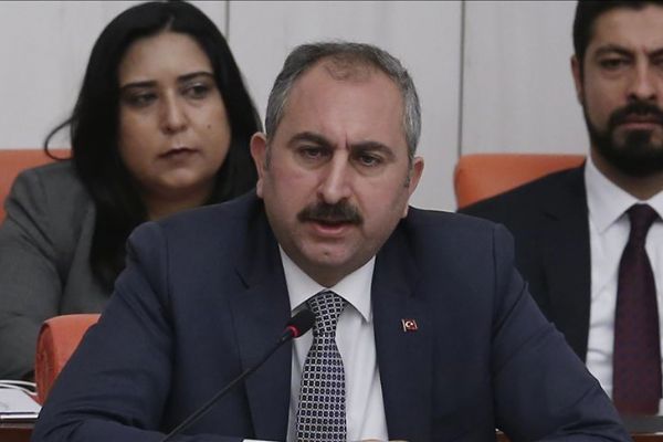 'Sanığın duruşmadaki tavrından dolayı iyi hal indirimi yapılmasını anlayamıyorum'