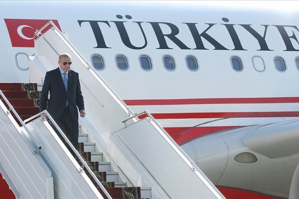 Cumhurbaşkanı Erdoğan Malezya'daki temaslarının ardından yurda döndü