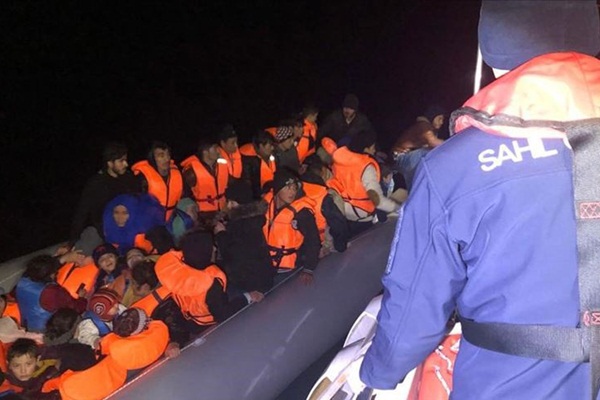 Bir haftada 946 düzensiz göçmen yakalandı