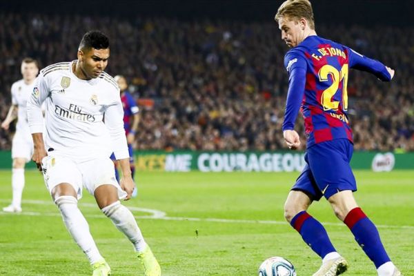 Barcelona'ya para cezası ve saha kapatma uyarısı