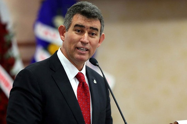 Metin Feyzioğlu'ndan Emine Erdoğan'a mektup