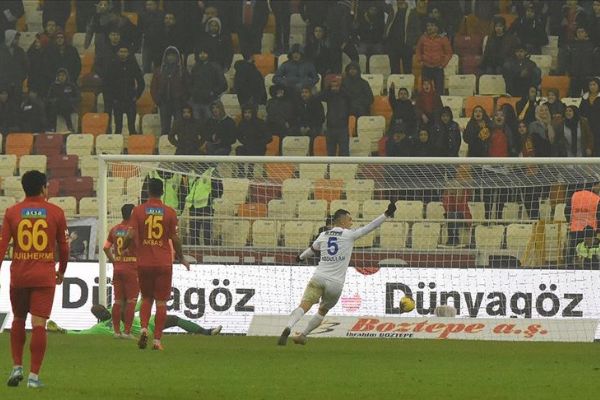Çaykur Rizespor deplasmanda kazandı