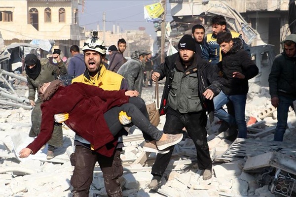 Esed rejiminden İdlib'e yoğun saldırılar: Ölü ve yaralılar var