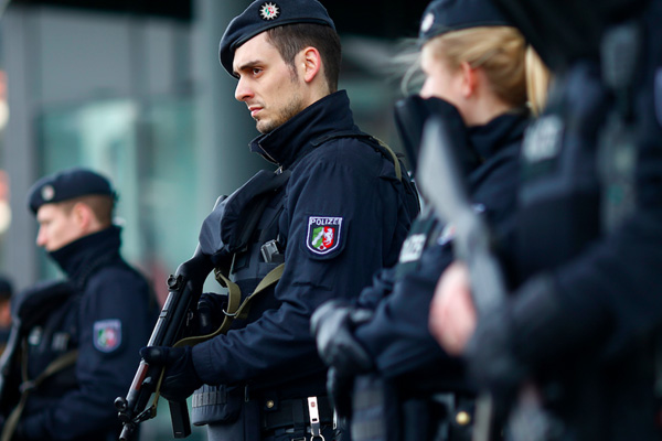 Alman polisinin internet ortamındaki yetkileri artırılmak isteniyor