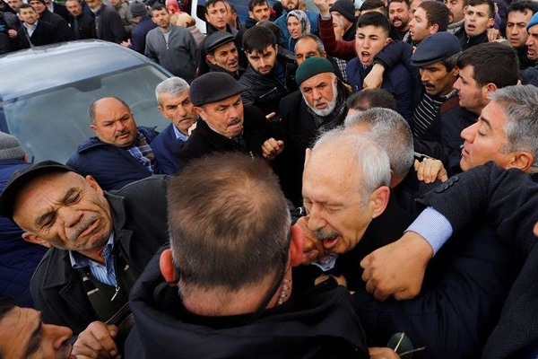 Kılıçdaroğlu'na yumruk atan kişiye istenen ceza belli oldu
