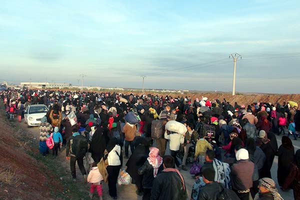 Rus ve İran destekli Şam rejimi ordusu ilerliyor:  Siviller, Türkiye sınırına kaçıyor