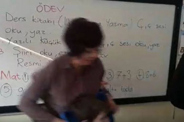 Yer Ankara: Öğretmenden engelli öğrenciye şiddet!