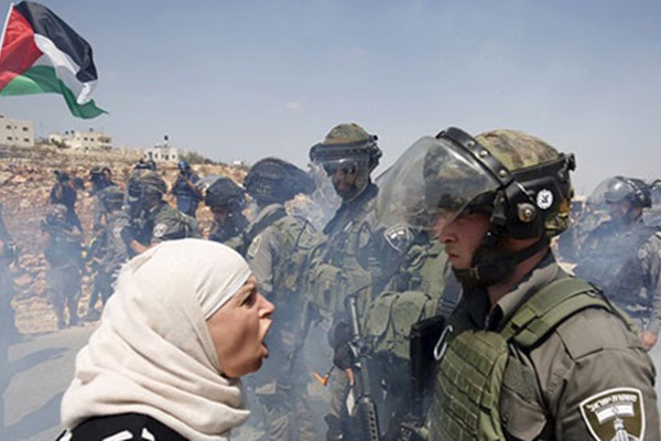 İsrail Fİlistinli tutukluların ailesine verilen maaşa el koydu