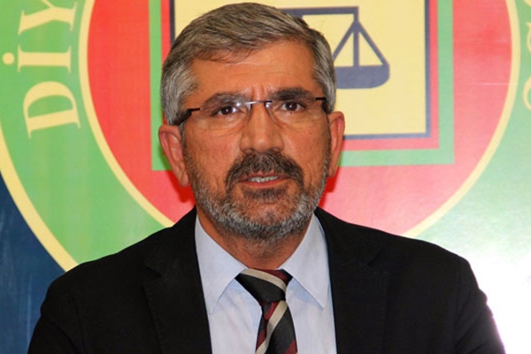 Tahir Elçi’nin 'Kürtçe Hukuk Terimleri Sözlüğü' tamamlandı