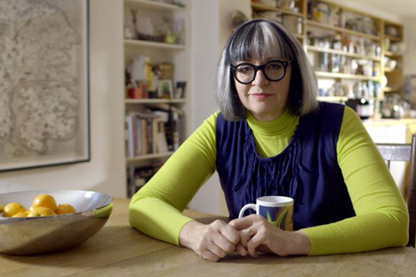 Psikoterapist yazardan, anne-babalara beş tavsiye