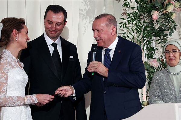 Erdoğan nikah şahidi oldu