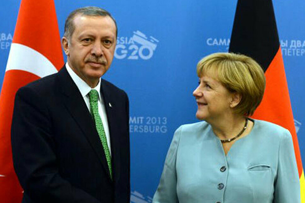 İdlib’deki göçmen akını endişelendirdi! Merkel, gelecek ay Türkiye’ye geliyor