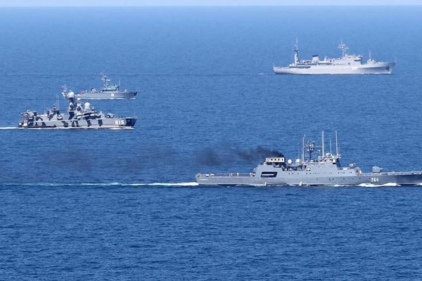 İran, Rusya ve Çin'den 'Deniz Emniyet Kemeri' tatbikatı