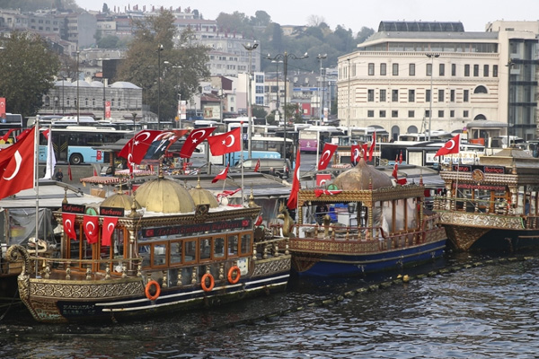 Eminönü’ndeki balıkçılara ilişkin yeni karar