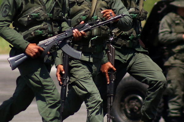 Brezilya açıkladı: Venezuela askerlerini gözaltına aldık