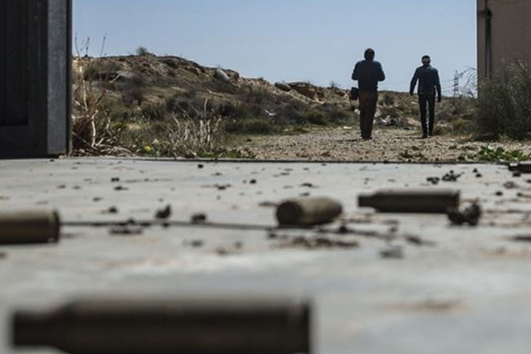 Hafter'in saldırıları petrol sevkiyatını tehdit ediyor: Rafineriler boşaltılabilir