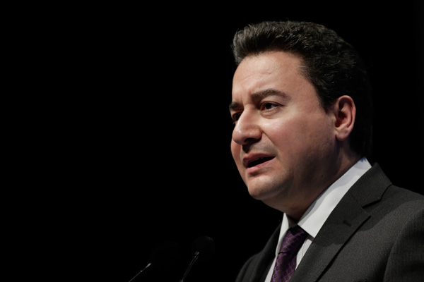 MHP'den ihraç edilen isim Babacan'ın partisinde