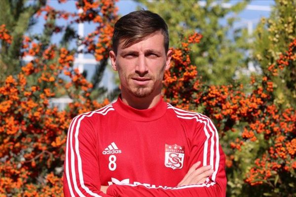 Sivassporlu Mert Hakan Yandaş: Bırakıp gitmek bana yakışmaz