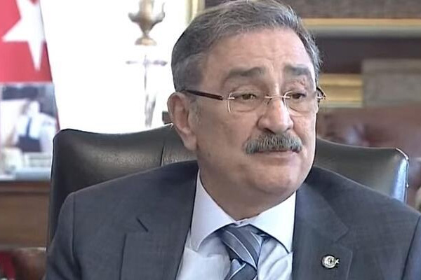Sinan Aygün CHP'den istifa etti