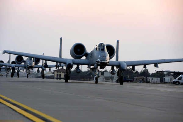 İncirlik'te olduğu iddia edilen 50 nükleer başlık hakkında İtalya'da açıklama istendi