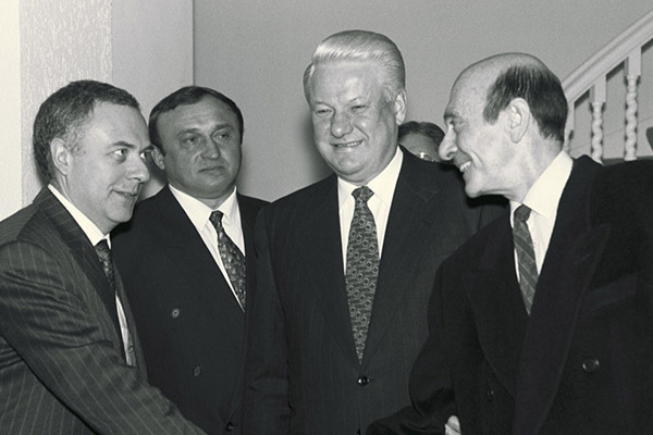 İngiltere, Rusya'nın NATO'ya üye olmasını önermiş!