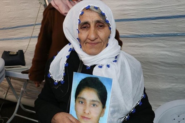 Diyarbakır annelerinin eylemine iki aile daha katıldı