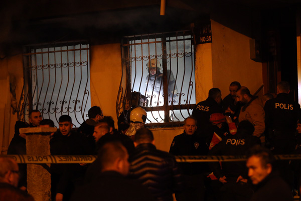 Ankara'da apartmanda çıkan yangın 4 can aldı