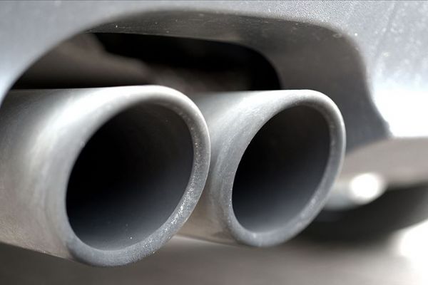 Eski araçlar Madrid ve Barselona'ya giremeyecek