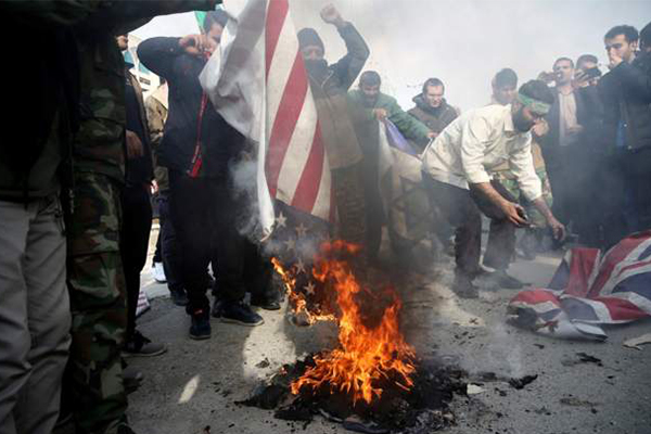 İran'da, ABD ve İsrail'e büyük öfke