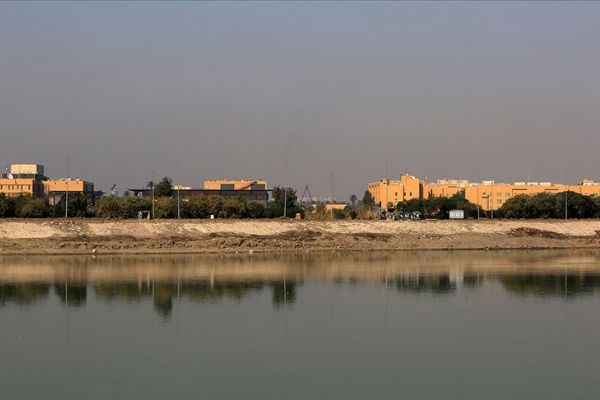 ABD'nin Bağdat Büyükelçiliği yakınlarına füzeli saldırı