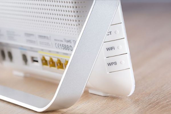 Türk Telekom CEO'su Önal: Wi-Fi şifrelerini herkesle paylaşmayın