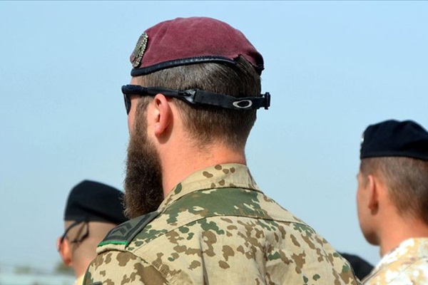 Irak, 'yabancı güçlerin ülkeden çıkarılması kararını' ABD Büyükelçisine iletti