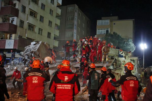 Yıl boyunca hem aradılar, hem kurtardılar