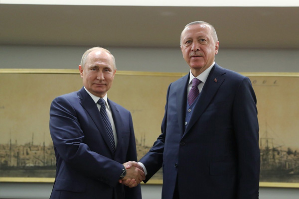 Erdoğan ve Putin'den Libya için ateşkes çağrısı