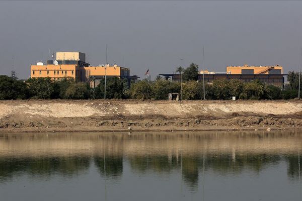 Bağdat'ta ABD Büyükelçiliğine füzeli saldırı