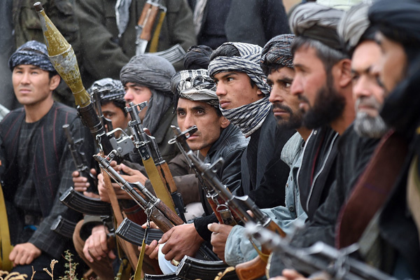 Afganistan'da Taliban ile barış görüşmeleri için Bakanlık kuruldu