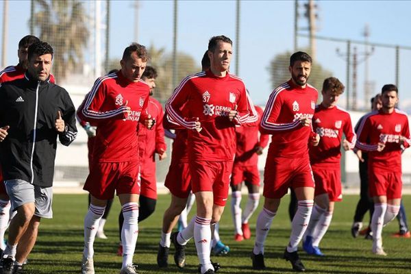 Lider Sivasspor Antalya kampını tamamladı