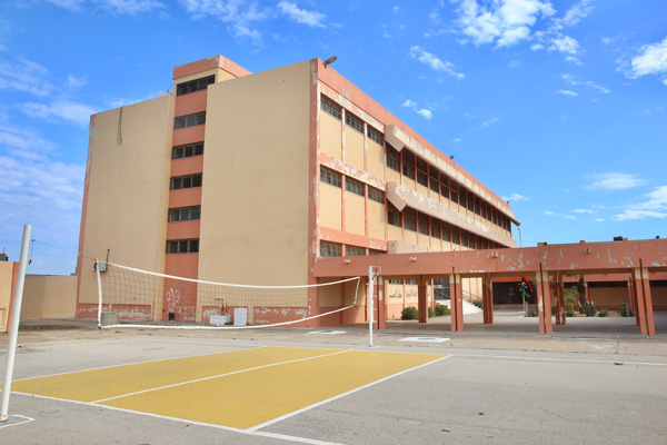 Hafter saldırılarının gölgesindeki Trablus’ta eğitime ara