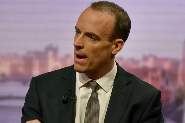 İngiltere'nin Tahran elçisi gözaltına alındı, Londra'da'dan sert tepki geldi