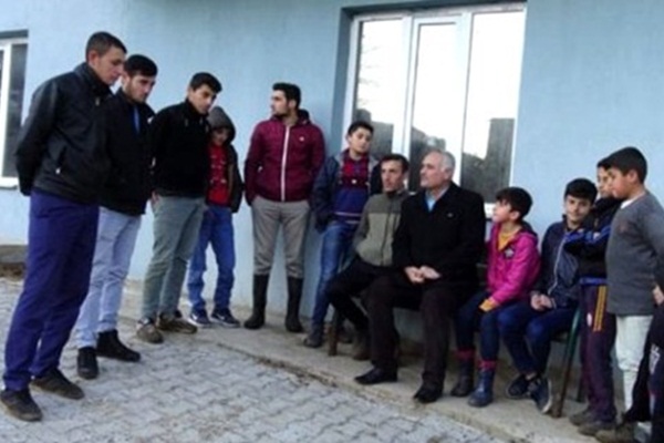 Batman'da köylüler Erdoğan'ı dinledi, toplu halde bıraktılar