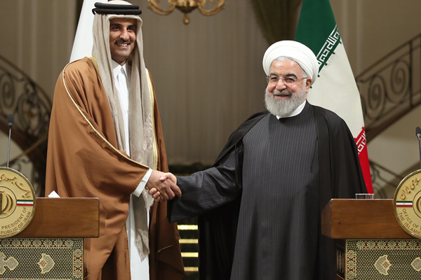 Ruhani: Katar'la ilişkilerimizi geliştireceğiz