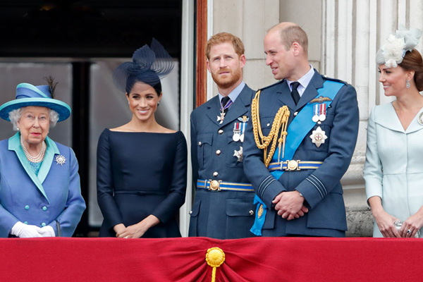 Kraliyet ailesi, Harry-Meghan krizi için Kraliçe başkanlığında toplanacak