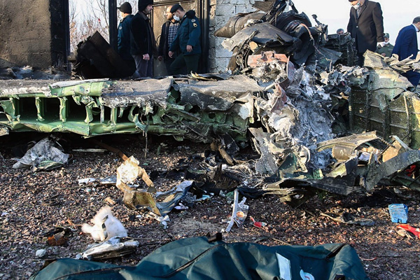 İran'dan ilginç açıklama: Uçağın füzeyle düşürüldüğü bizden saklandı