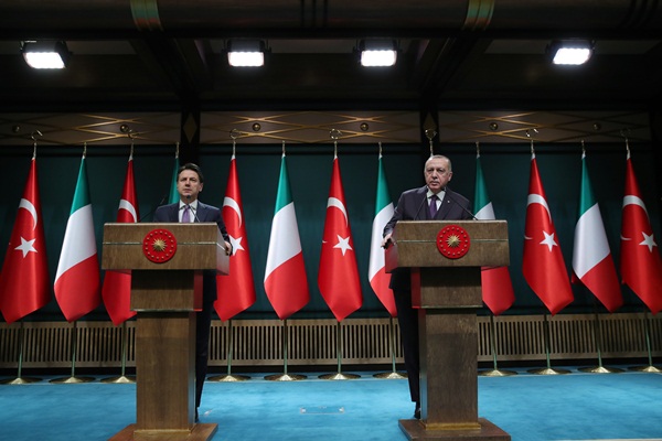 Erdoğan: Libya'da ateşkes anlaşması imzalanmasını temenni ediyorum