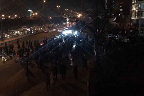 İranlı muhalif liderin oğlu, gösteriler nedeniyle gözaltına alındı