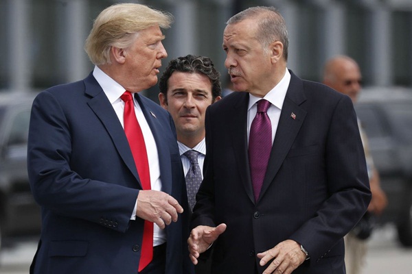 Erdoğan, Trump ile görüştü