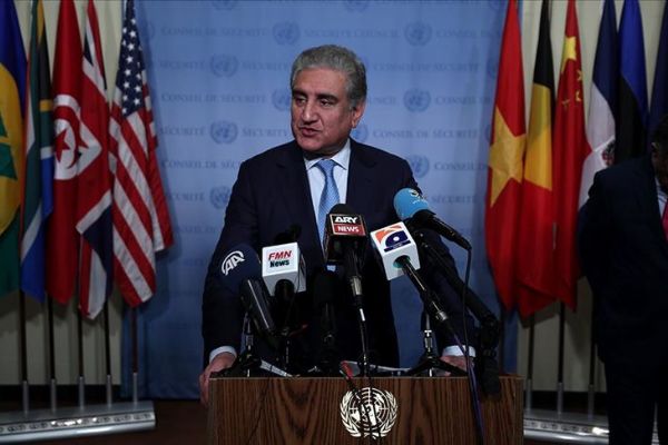 Pakistan ABD-İran geriliminde 'arabuluculuk teklif etmedi'