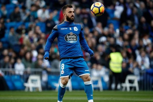 Emre Çolak önce gol attı sonra atıldı