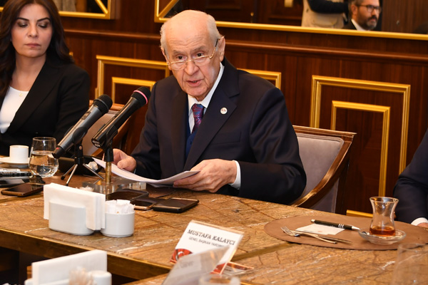 Bahçeli: Erdoğan'ın Esed'le görüşmesine ihtimal vermiyorum