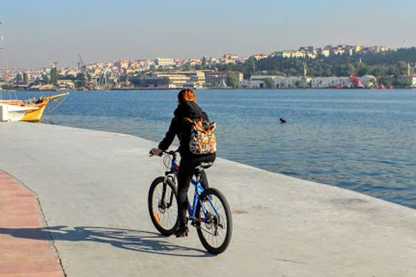 Haliç Bisikletle Gezilir